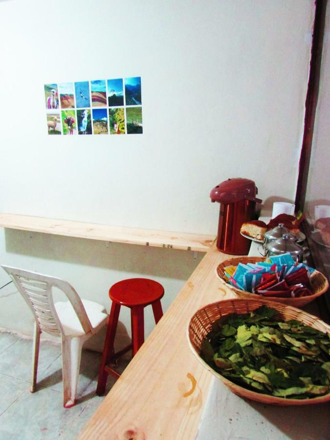 The Grasshopper Hostels Av Alta Cuzco Exterior foto