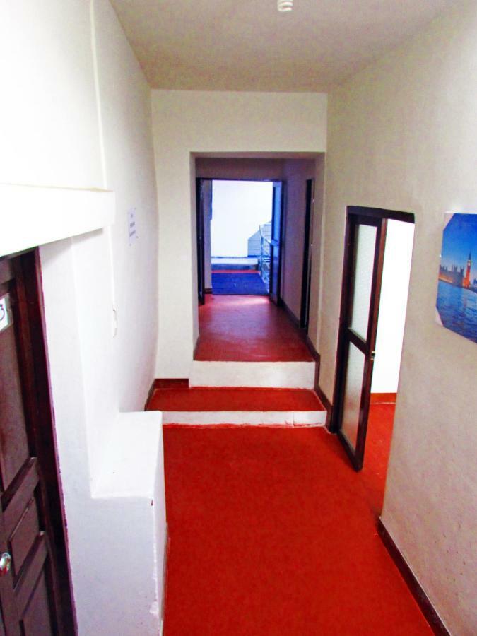 The Grasshopper Hostels Av Alta Cuzco Exterior foto