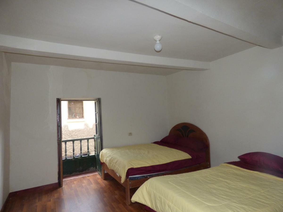 The Grasshopper Hostels Av Alta Cuzco Exterior foto